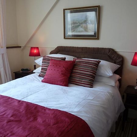Cornerways Guest House Llandudno Exterior photo