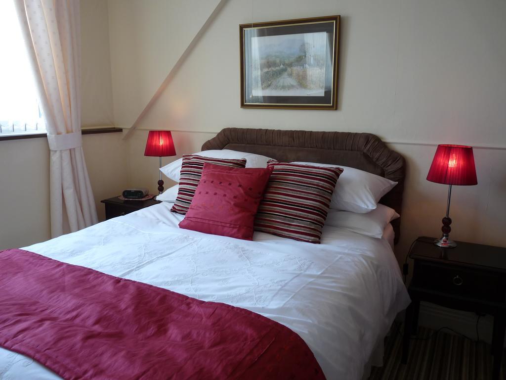 Cornerways Guest House Llandudno Exterior photo