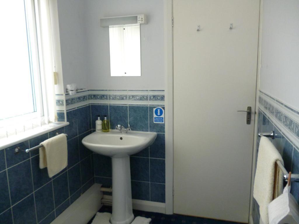 Cornerways Guest House Llandudno Room photo